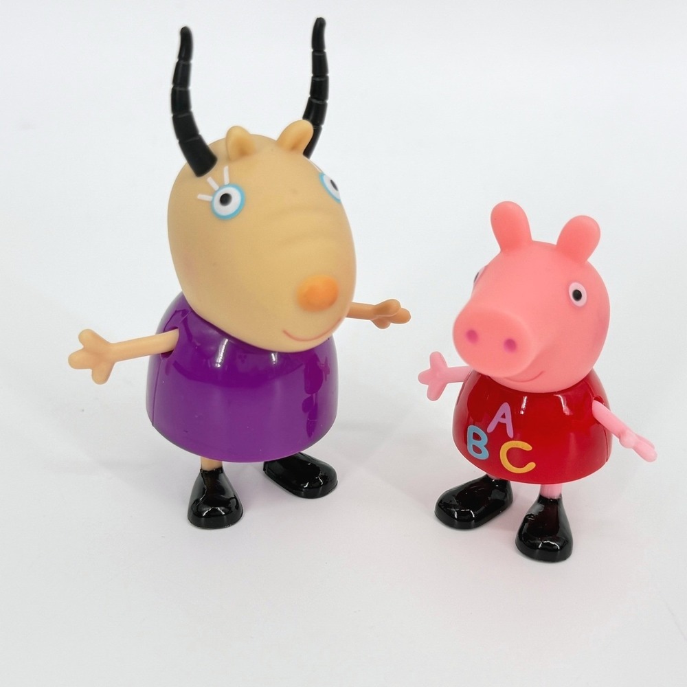 2003 Peppa Pig & Madame Gazelle Classroom School Teacher